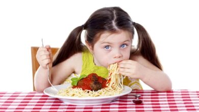 تحقیق در مورد چرا انسان باید به غذایش دقت کند