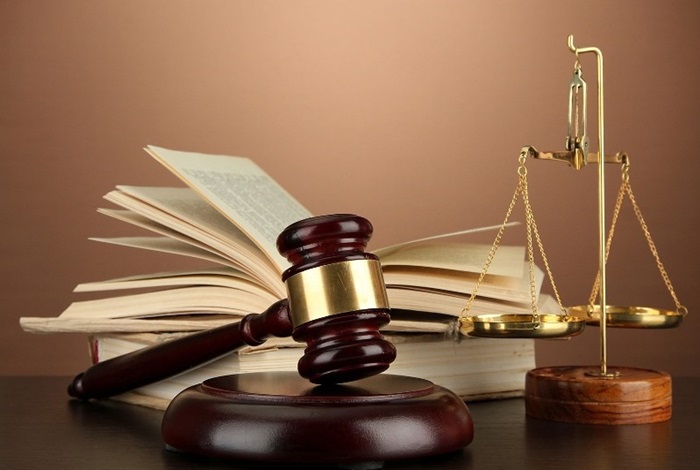 تحقیق در مورد چرا به مقررات و قوانین نیاز داریم