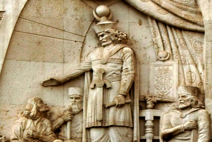 در مورد شخصیت بزرگمهر تحقیق کنید کلاس ششم